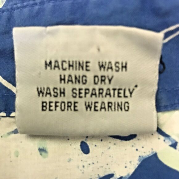 Rum Reggae Hawaiian Shirt Men L Blue Batik Swordfish All Over Print SS Button Up - Picture 9 of 9